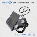 Sphygmomanomètre anéroïde avec stéthoscope